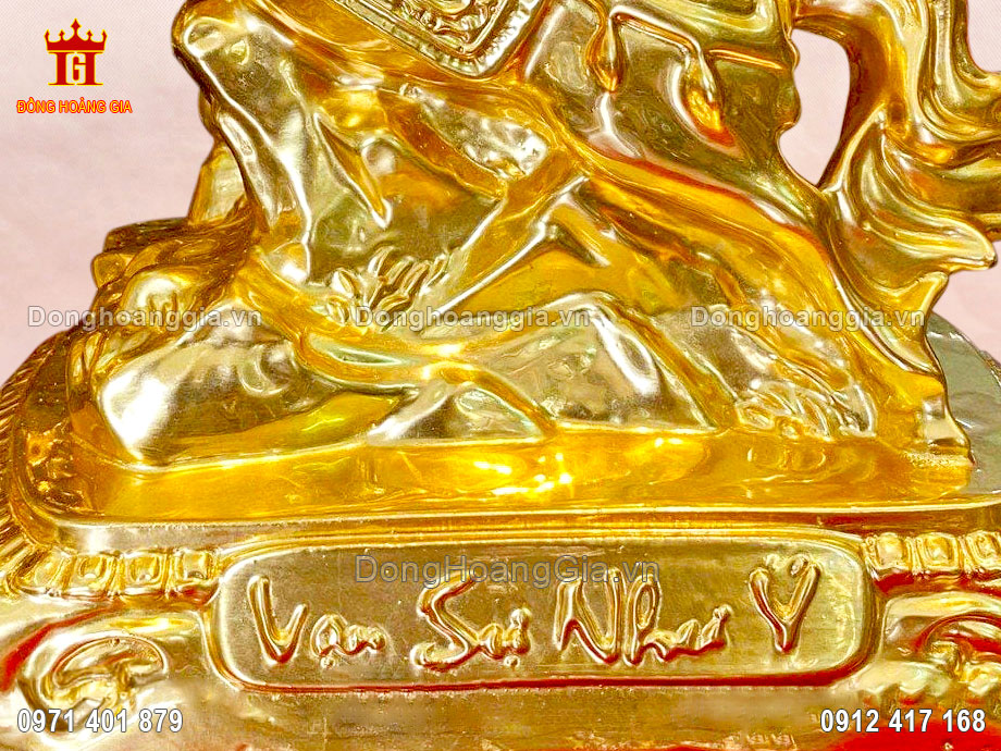 Bề mặt tượng ngựa vạn sự như ý được dát vàng 24K cao cấp